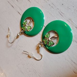 ☘️ Earrings